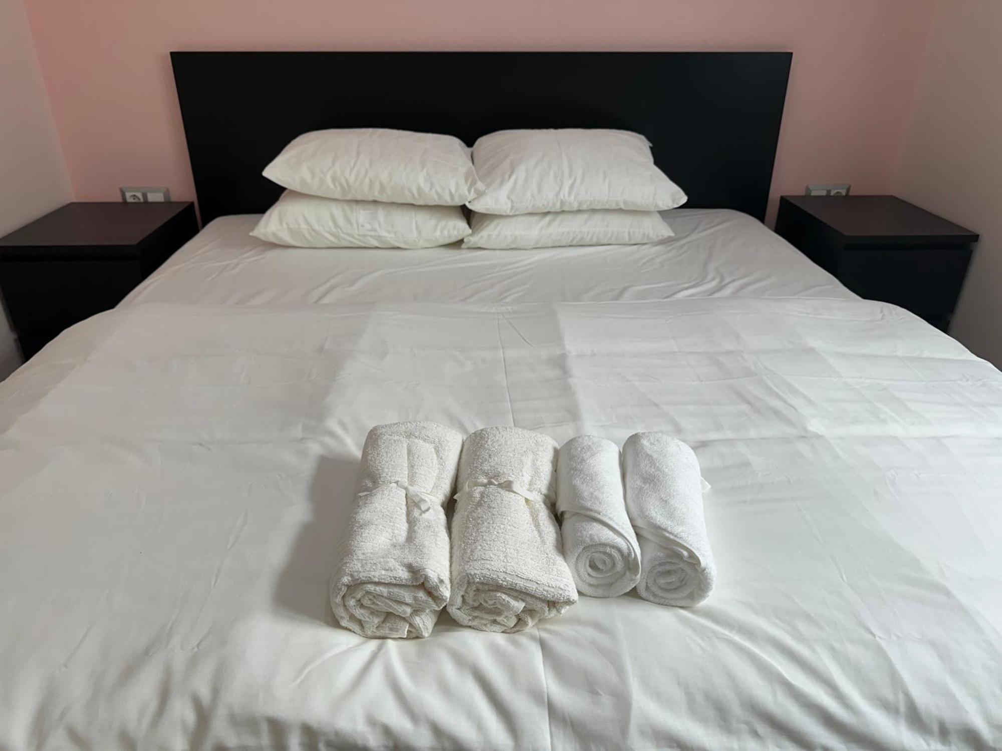Warm And Modern Brand New Apartment Piraeus Luaran gambar