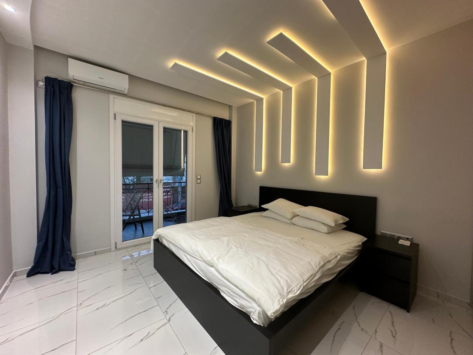 Warm And Modern Brand New Apartment Piraeus Luaran gambar